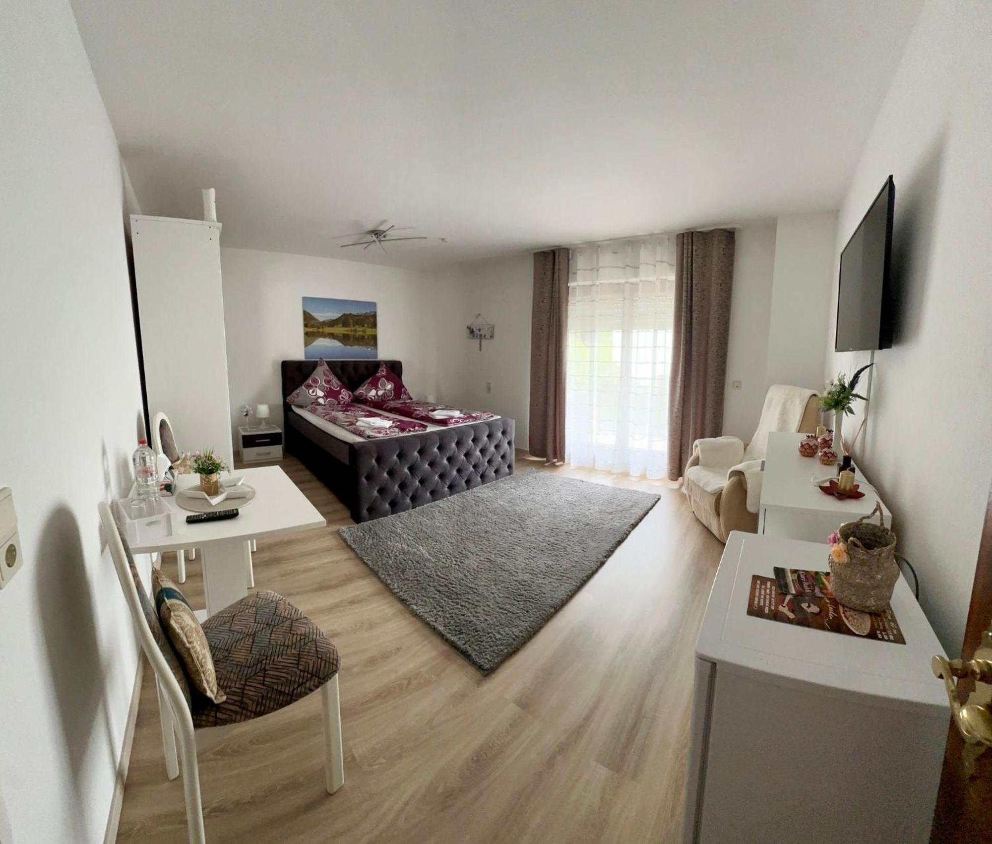 Haus Am Burghain Naumburg  Екстериор снимка